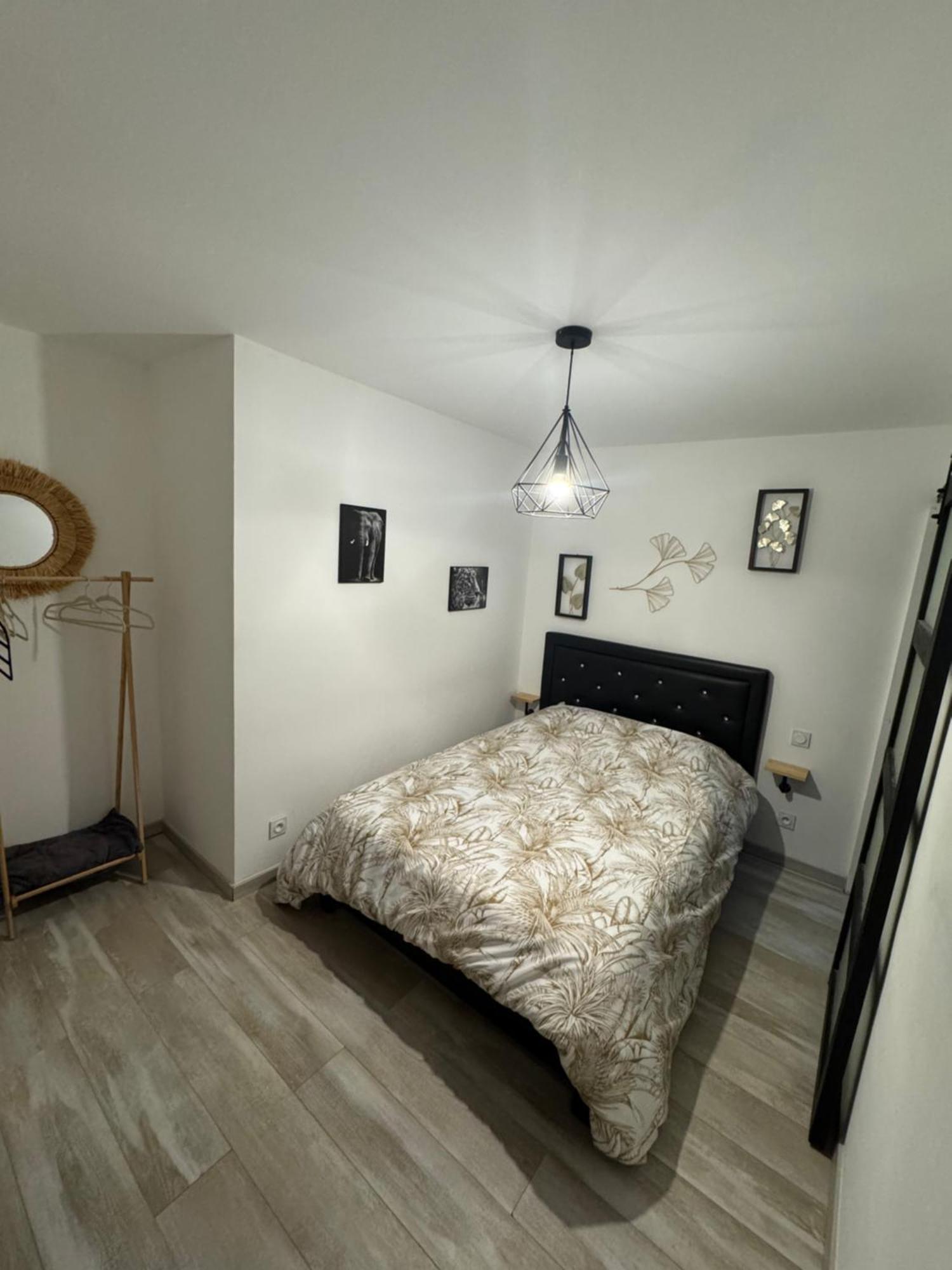 Alena Appartement Bourg-Saint-Andéol Buitenkant foto